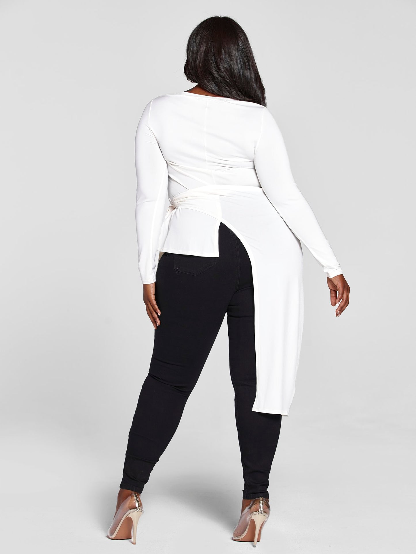 #color:IVORY