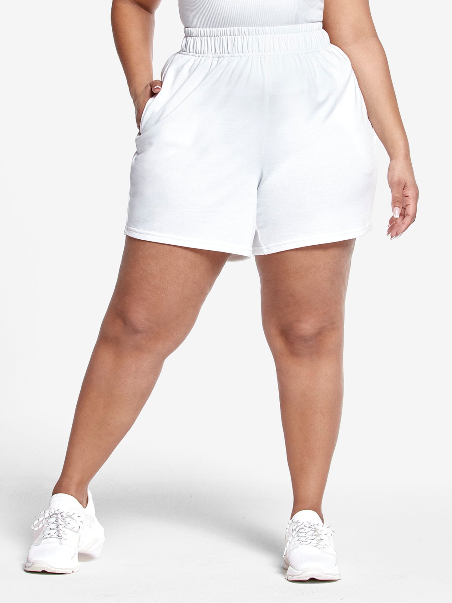 #color:IVORY