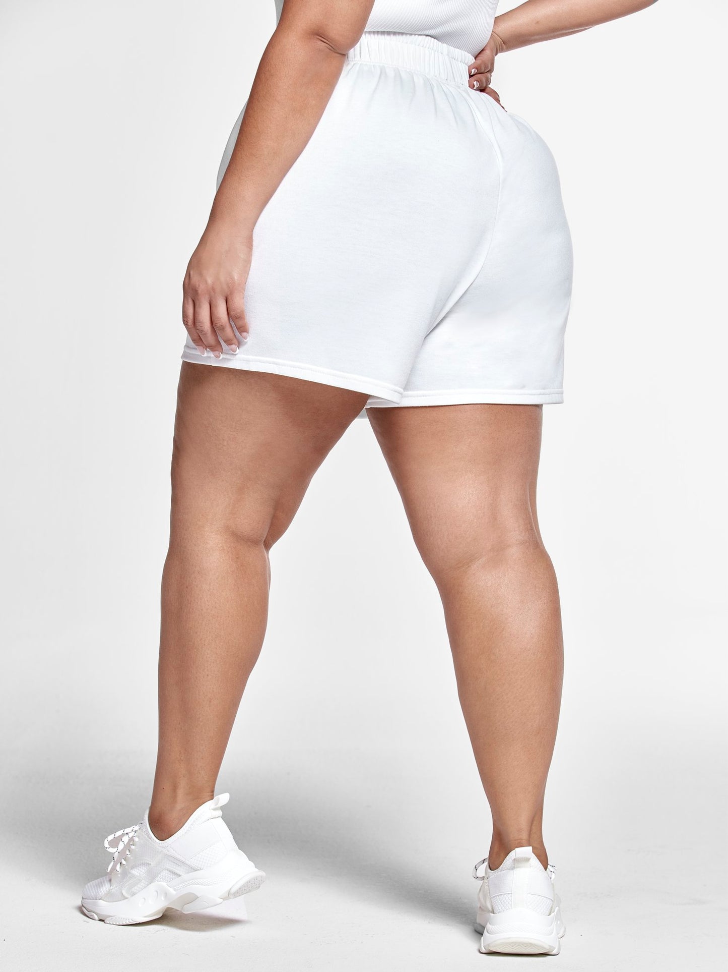 #color:IVORY