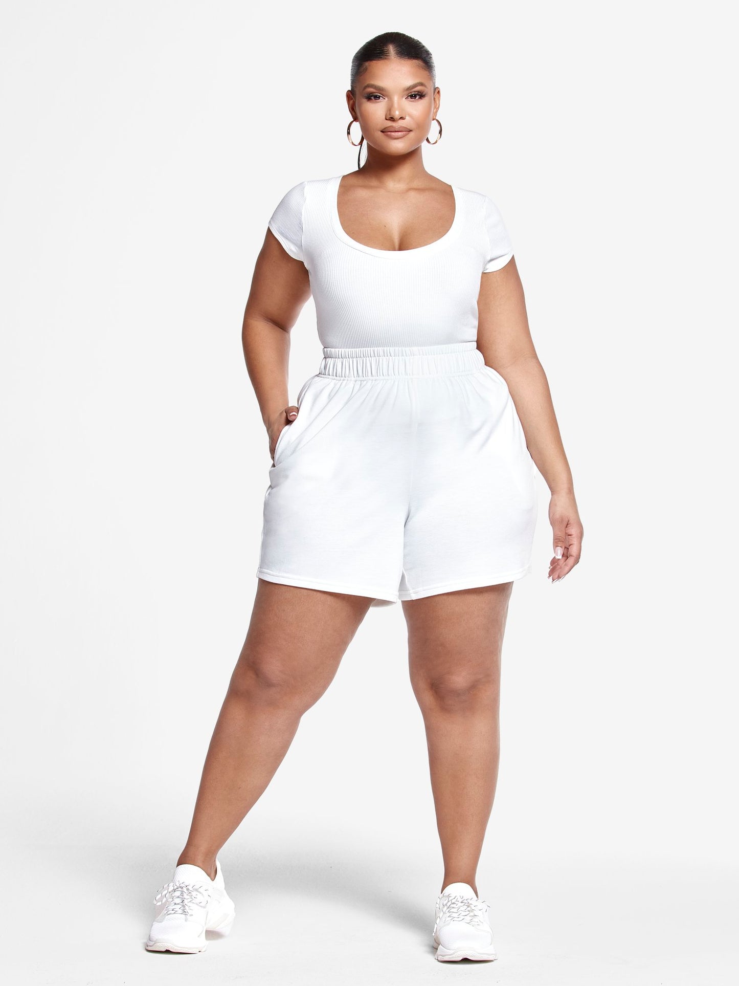 #color:IVORY