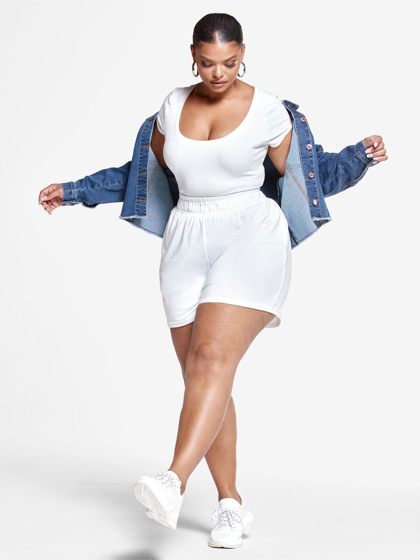 #color:IVORY
