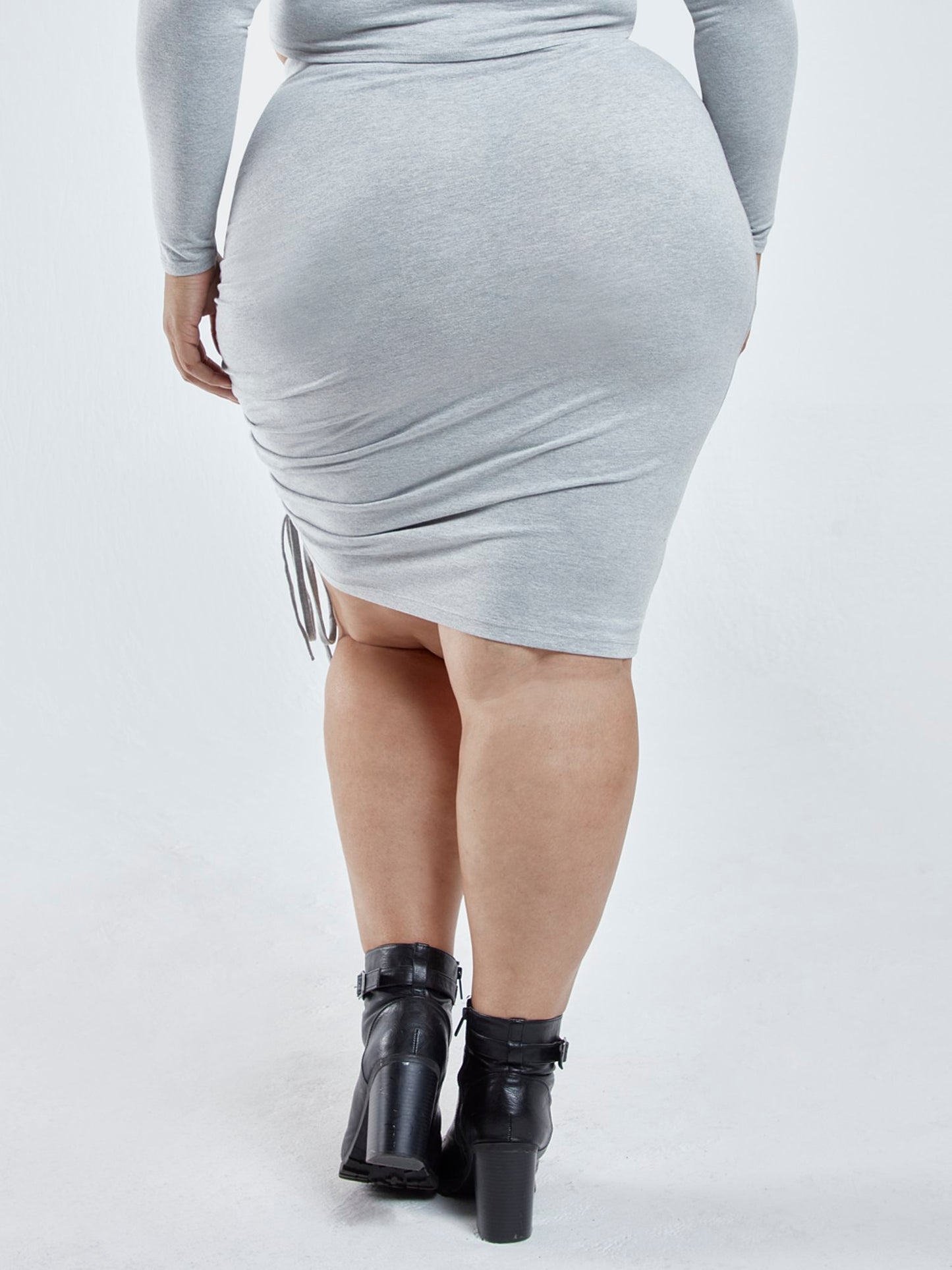 #color:MEDIUM HEATHER GREY