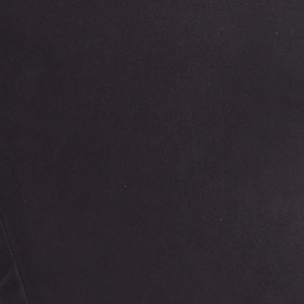 #swatch:BLACK