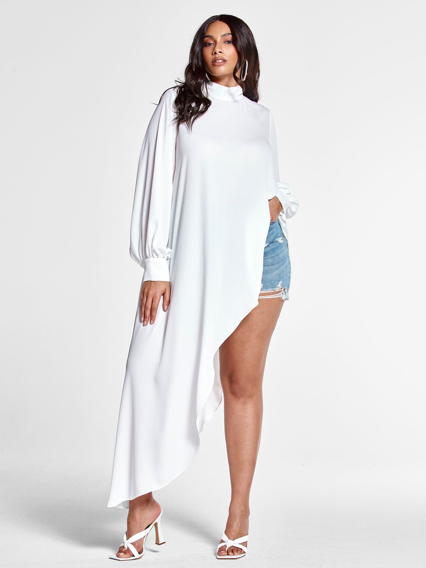 #color:IVORY